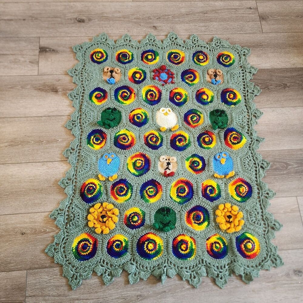 Vintage Crochet Green Baby Blanket Crib Afghan Animals Octagon Handmade 40"x30"